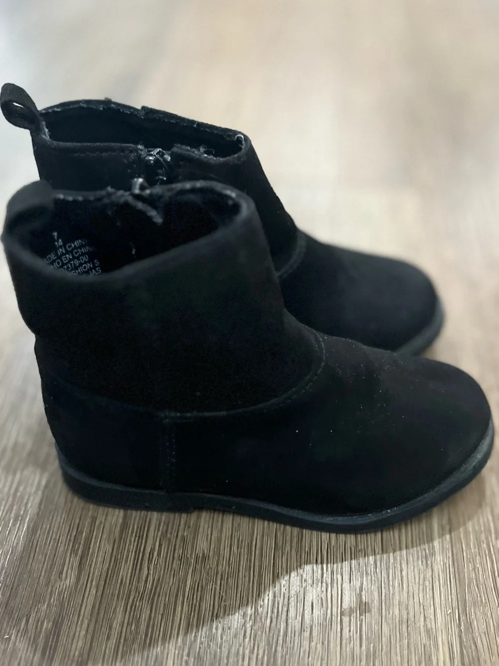 Old Navy Black Kids Ankle Boots